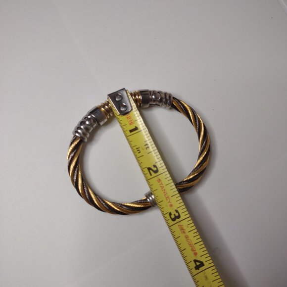 Nice Two Tone Twisted Metal Bracelet - Picture 11 of 11